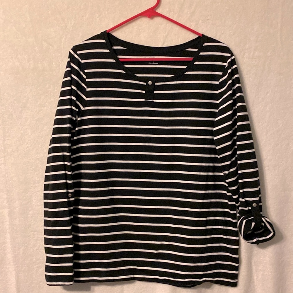 Croft & Barrow women’s black with white striped long sleeve shirt